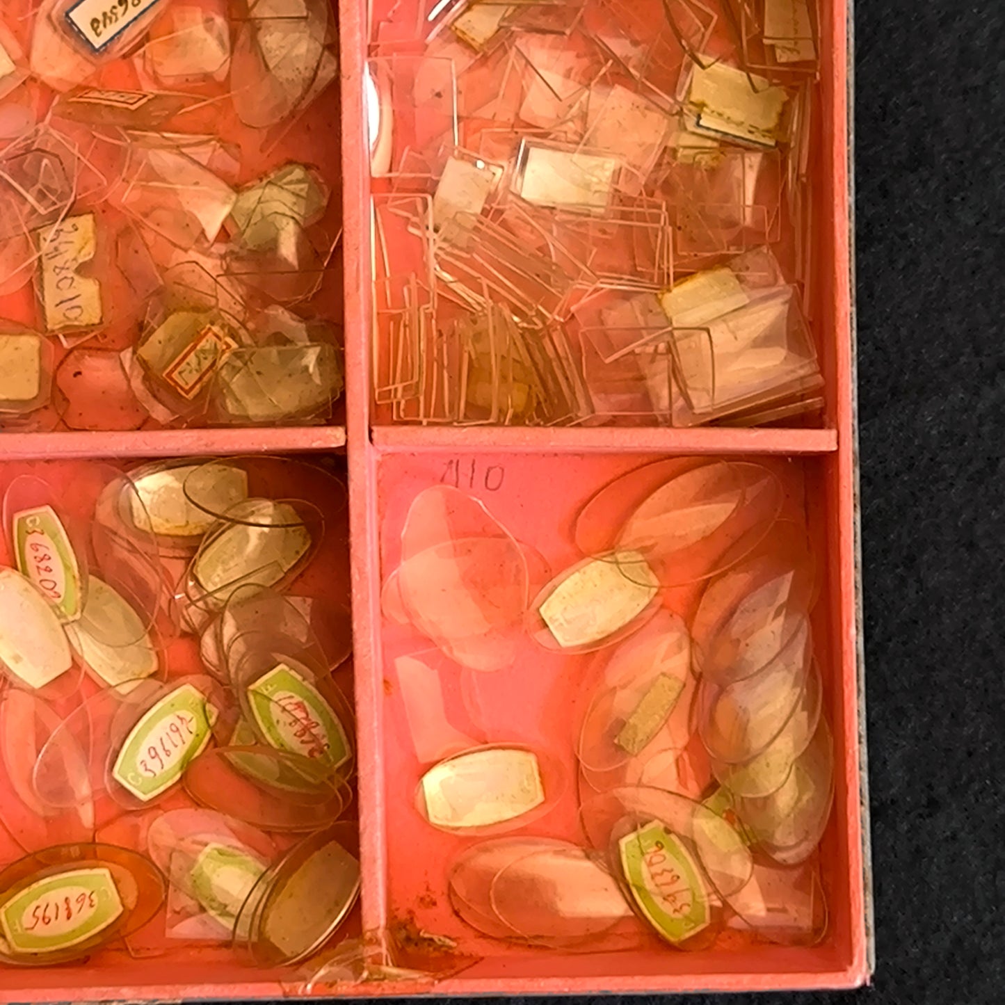 20er Jahre Mineralglas - original FORMGLÄSER BOX - NOS - Vintage