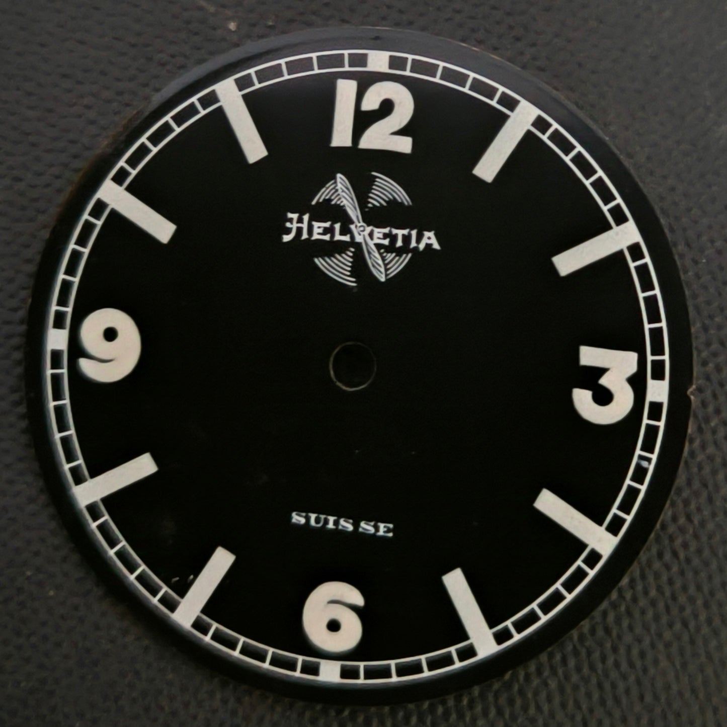 Helvetia Suisse WK2 - NOS - Fliegeruhren Zifferblatt - D = 31,0mm - für die Helvetia Cal. 800er Serie