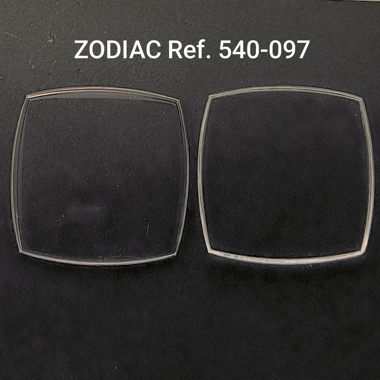 ZODIAC - orig. NOS Uhrglas - Vintage - Ref. 540-097 - Plexiglas Kissenform