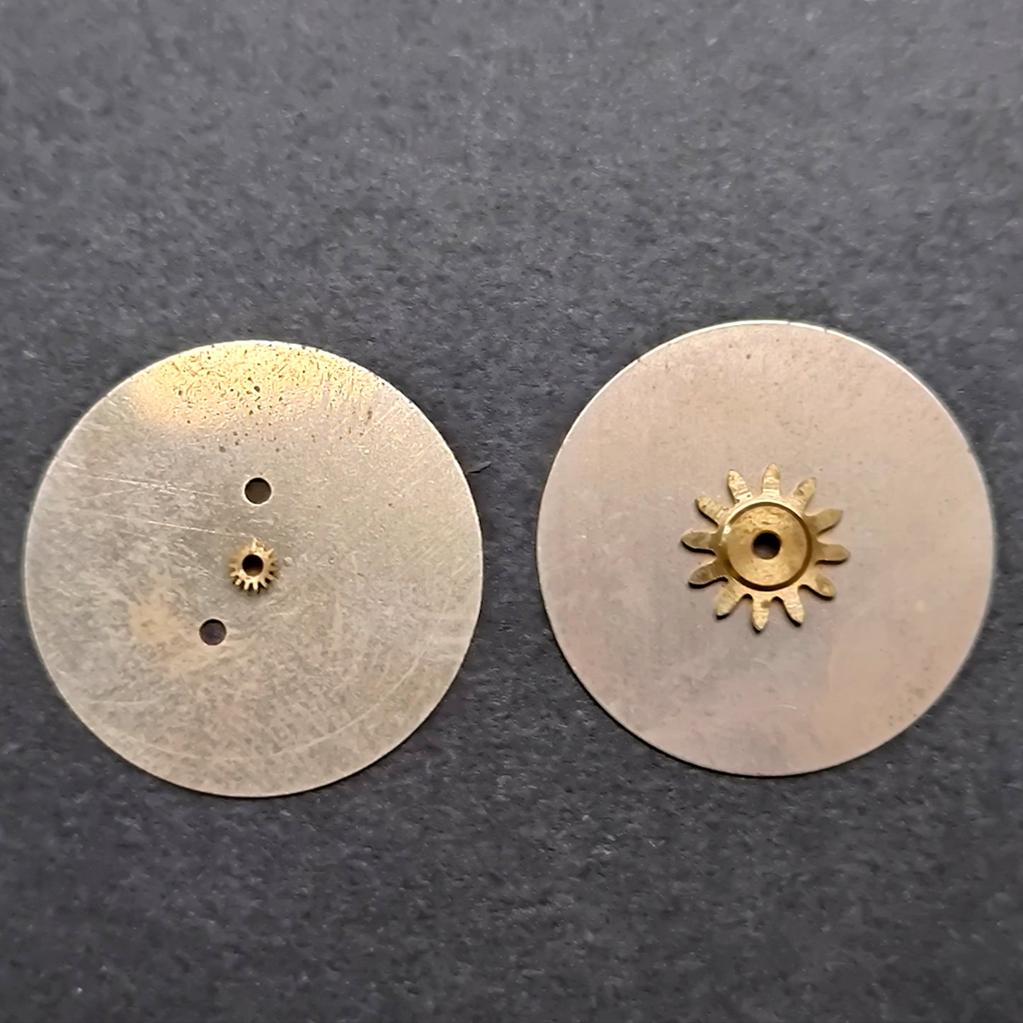 Amida Digital - Minutenscheibe & Stundenscheibe - NOS - AMIDA Cal. 420, 425, 435, 4350 ... - Dunkelbraun & Weiß