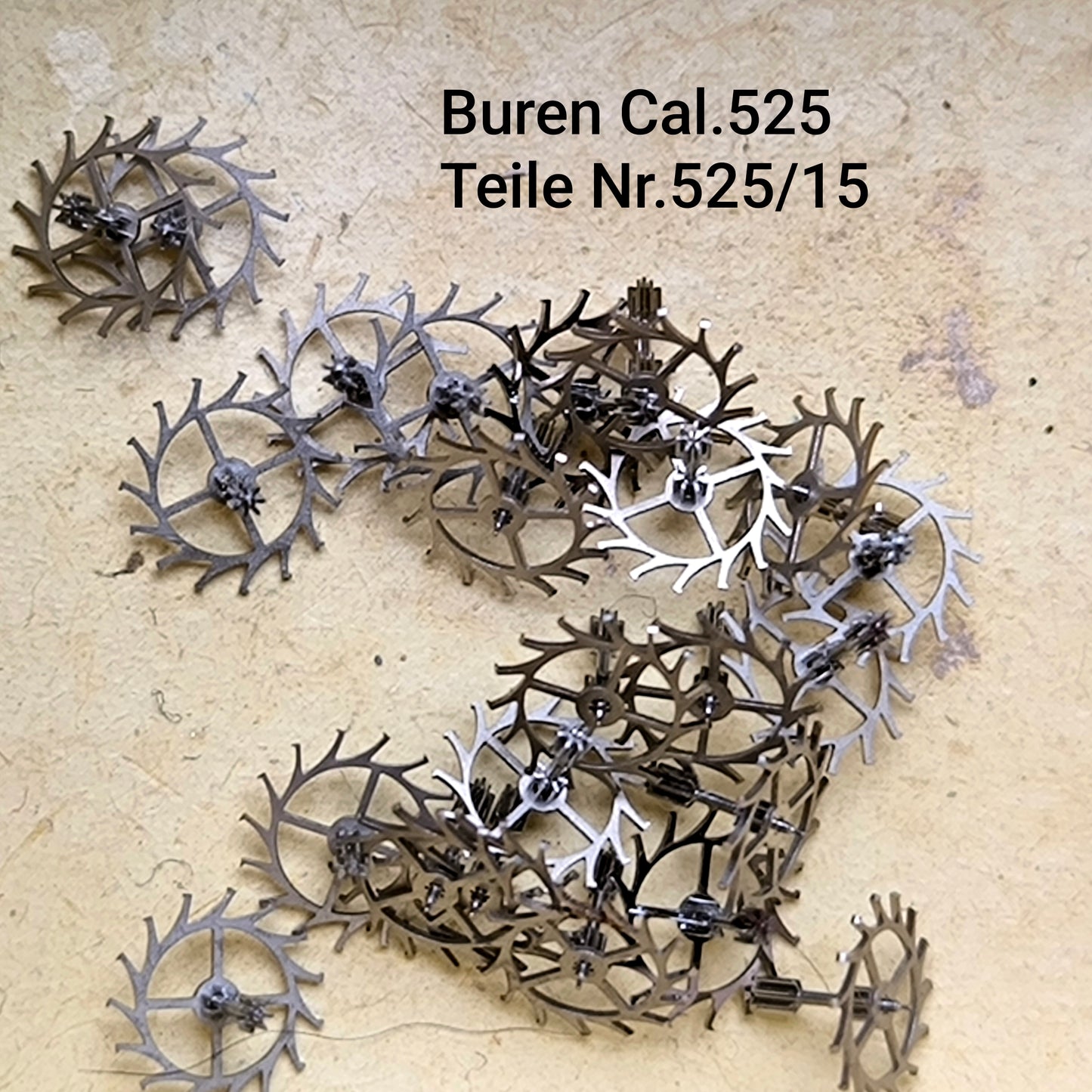 Buren Cal. 525 - Bumper - NOS - Buren Teile Nr. 15 - Ankerrad / Escape Wheel