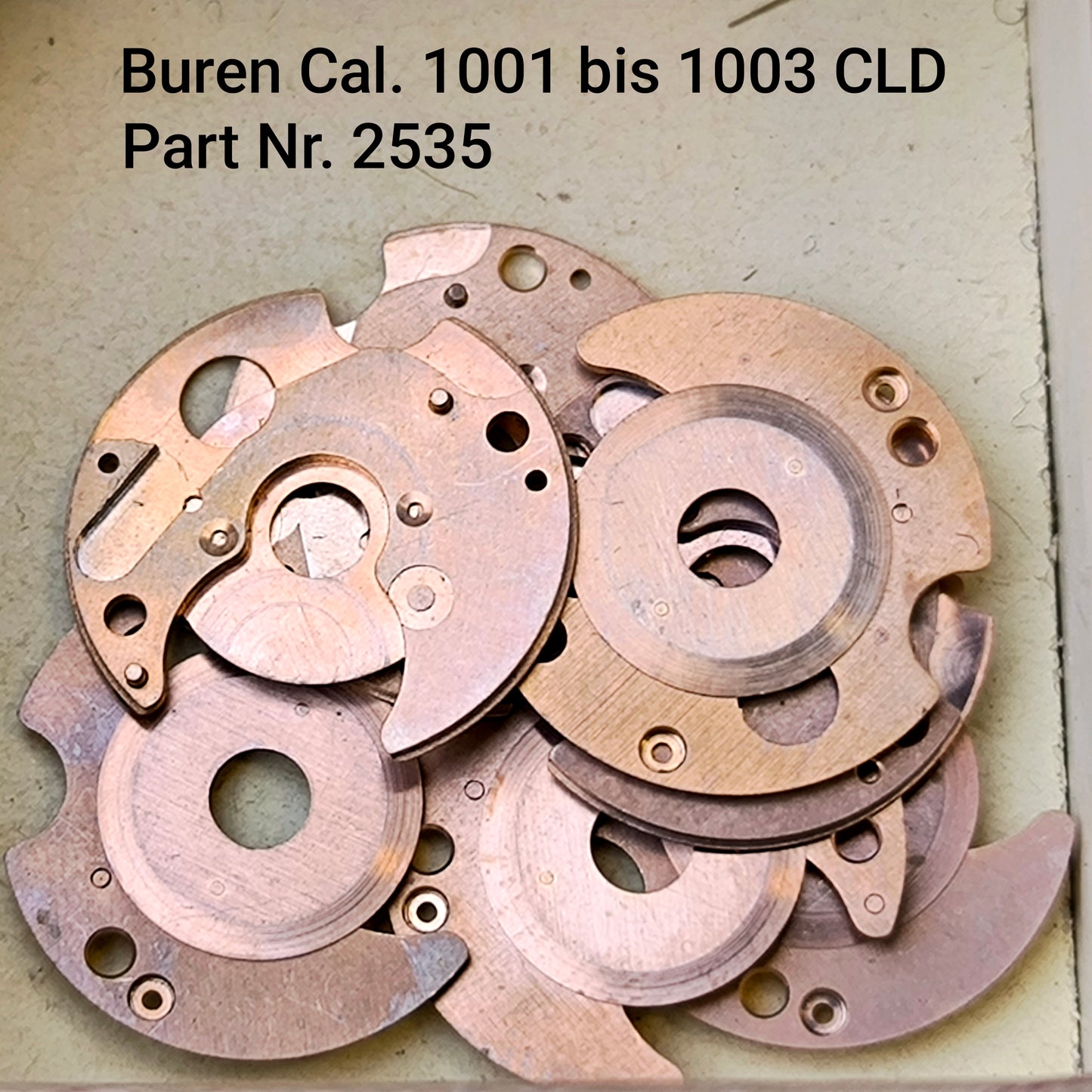 Buren NOS - Cal. 1001 - 1002 - 1003 - Part. 2535 - Datumshalteplatte - Date Indicater Guard