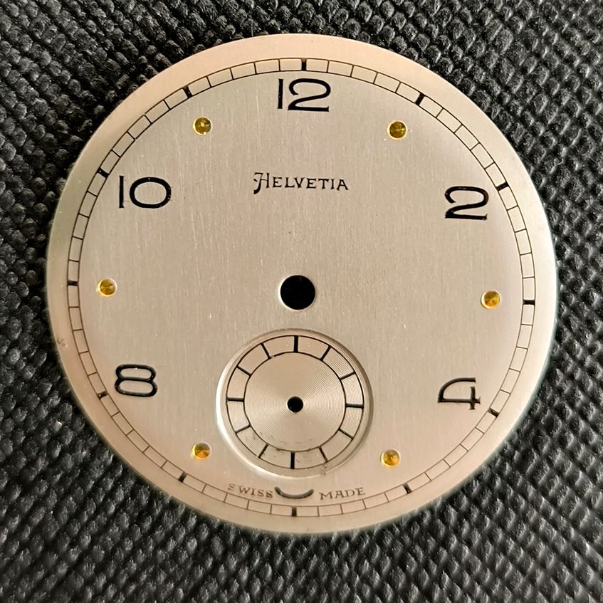 Helvetia - Zifferblatt / Dial - NOS - Vintage - Cal. 82 - 1930er-40er Jahre - D = 27,8mm