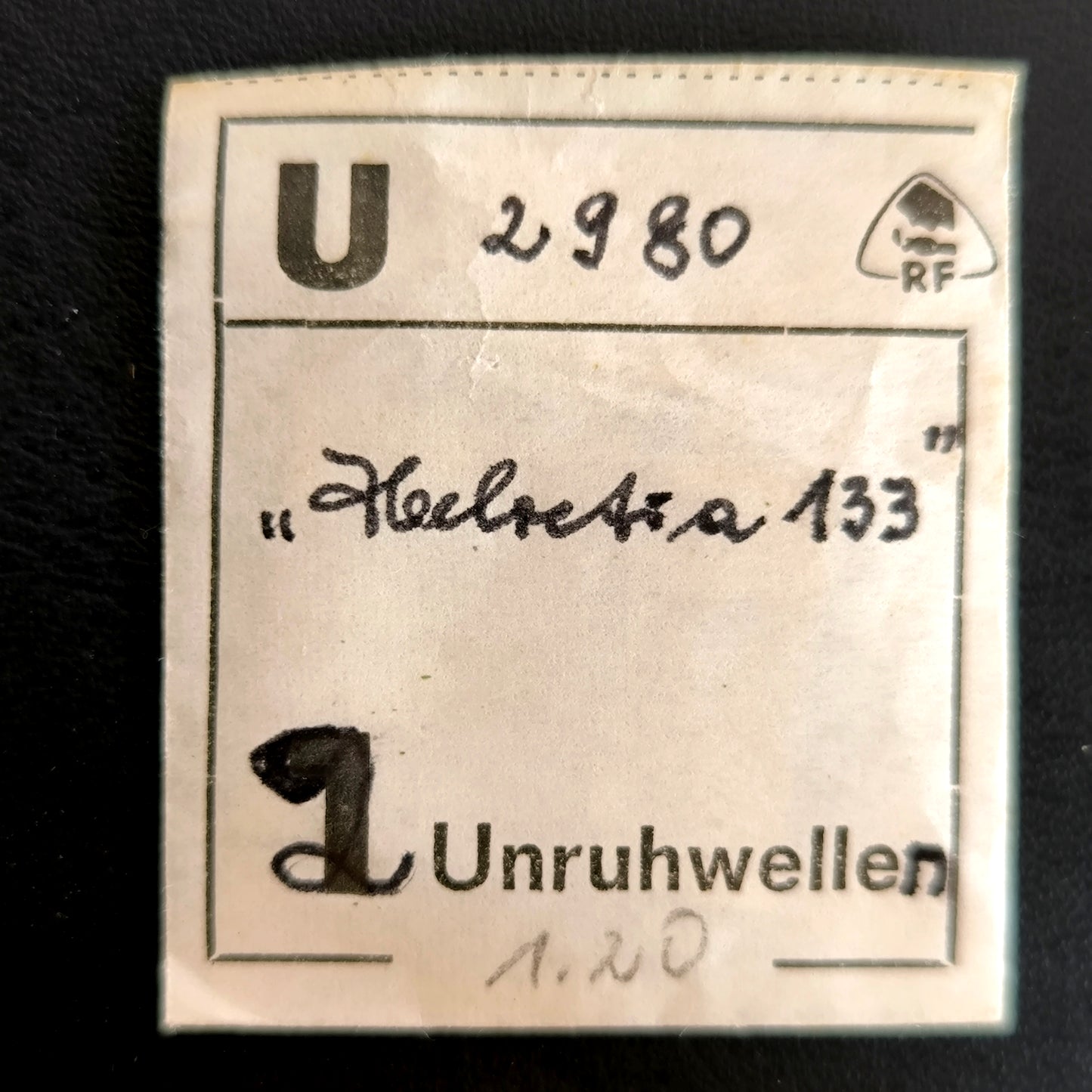 Helvetia - Cal. 132 =ident. Cal. 133 & 1330 - Unruhwelle / Balance Staff - NOS - Vintage - Part Nr. 723