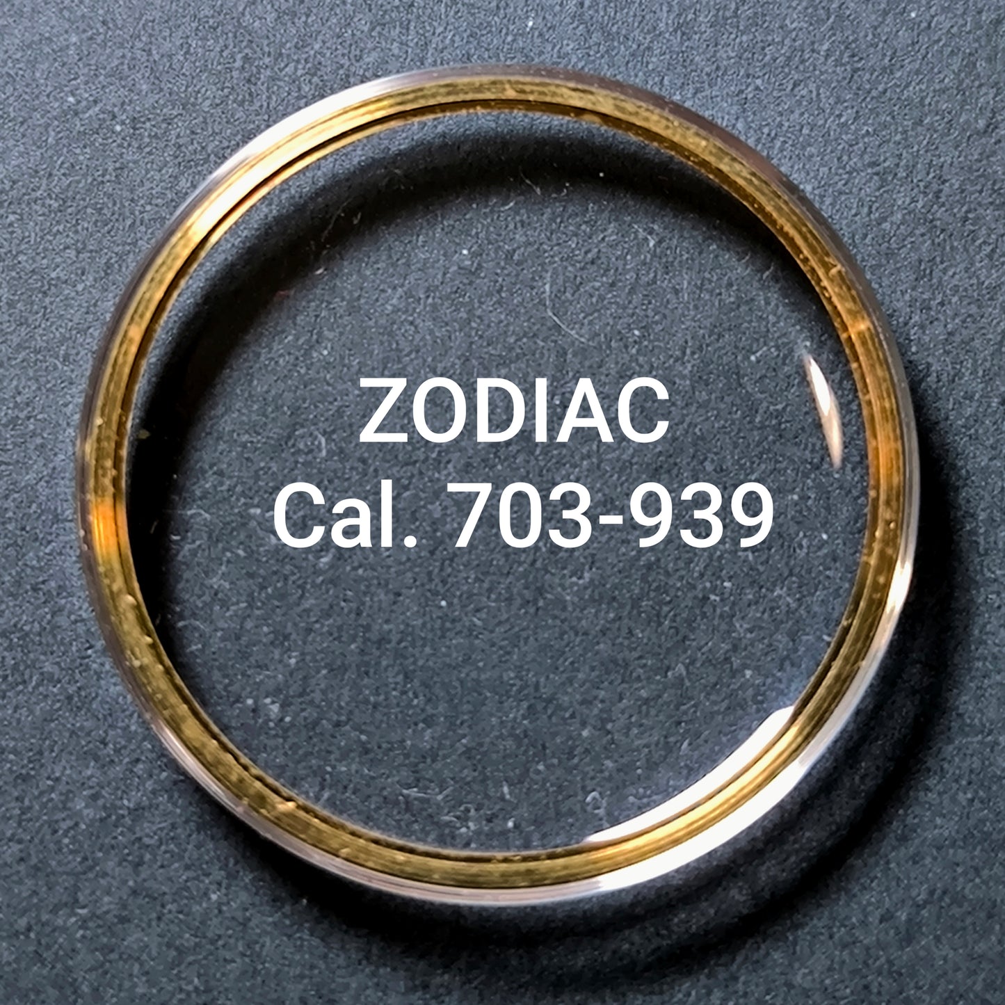 ZODIAC - orig. NOS Uhrglas Sonderform - Vintage - Ref. 703-939 - Dbl revidierten Spannring
